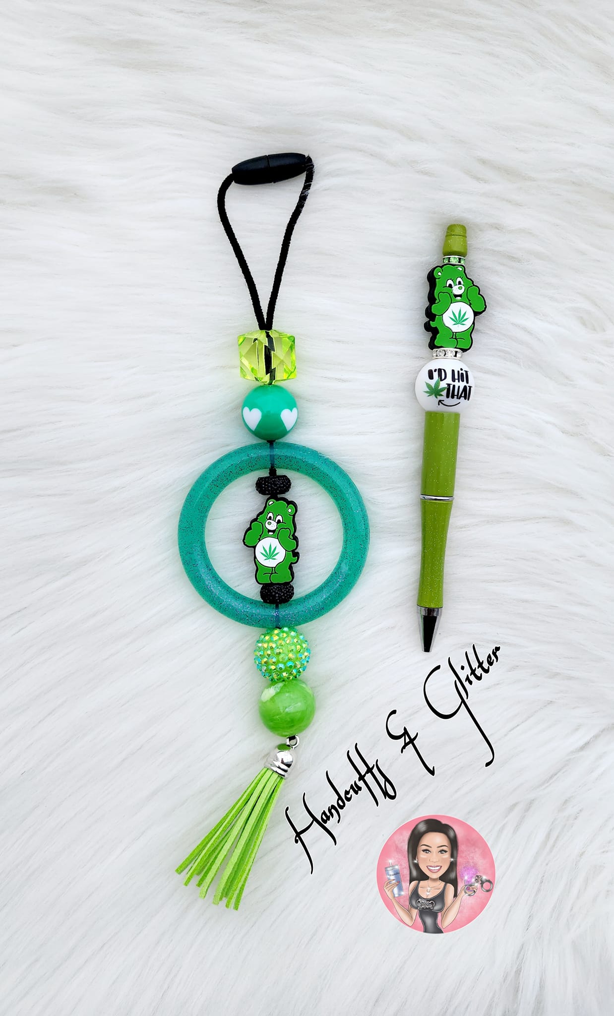 Set: Mirror Lanyard & Pen _ Mean Bears